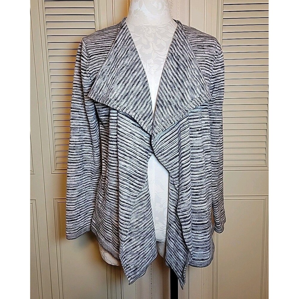 Eight Eight Eight Women's Gray/White Striped Knit Open Cardigan Drape Front Lg